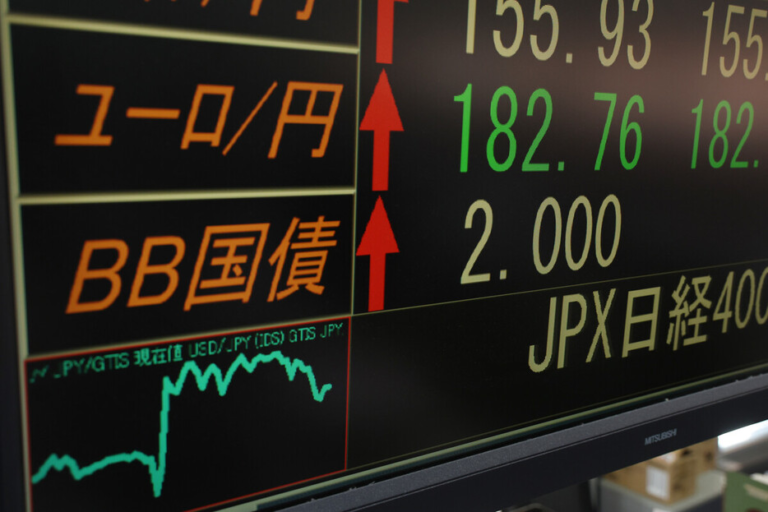 【2026年最新】金利が上がるとどうなる?日銀が30年ぶり利上げ|住宅ローン・預金・株への影響をわかりやすく解説